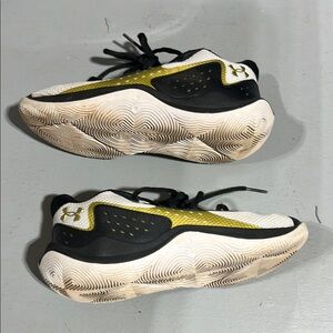 Under Armour Black and Yellow Sneakers